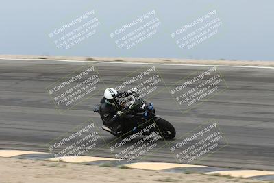 media/Nov-15-2025-Race Pace (Sat) [[8de605a2d8]]/Non Verified Riders (1st 20 Minutes)/Bowl (1015am)/